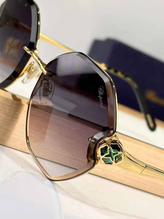 Picture of Chopard Sunglasses _SKUfw71516697fw